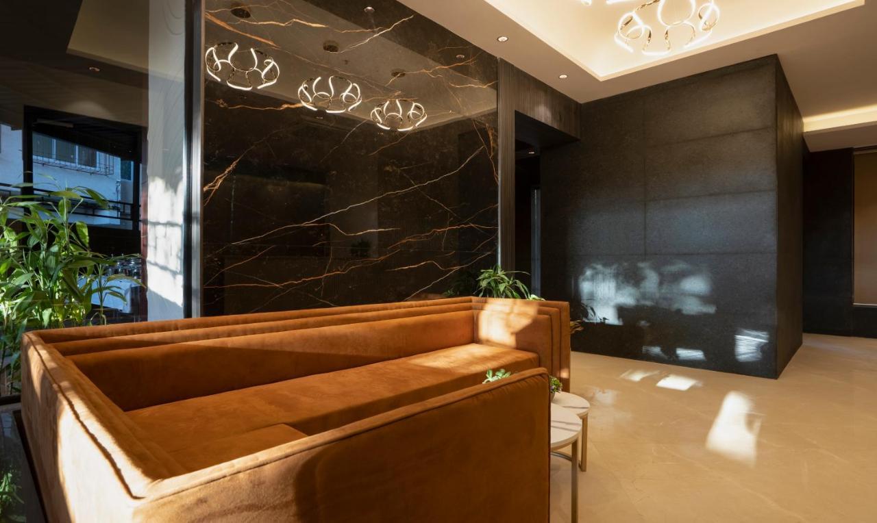 Treebo Premium Savera Inn Mumbai Ngoại thất bức ảnh